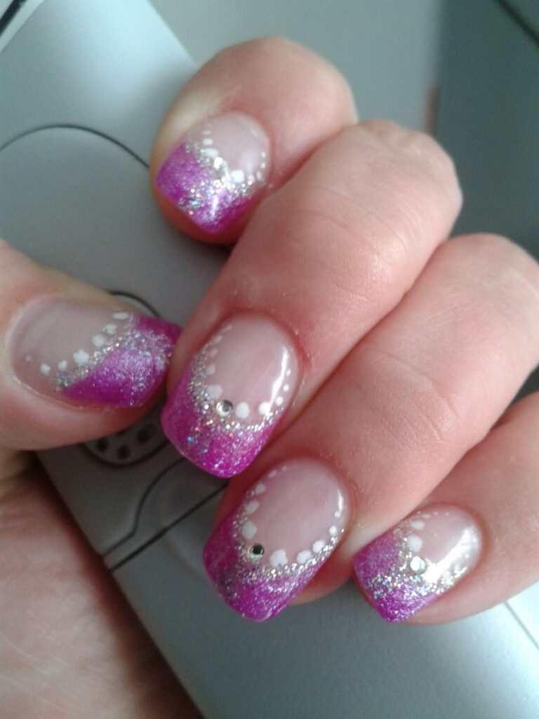 Nagelmodellage und Nageldesign – Beispiel 2 aus Ludmilas Kosmetikstudio in Biberach an der Riß