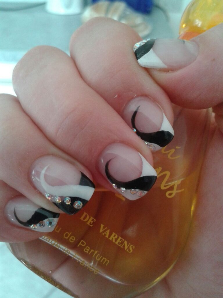 Nagelmodellage und Nageldesign – Beispiel 4 aus Ludmilas Kosmetikstudio in Biberach an der Riß