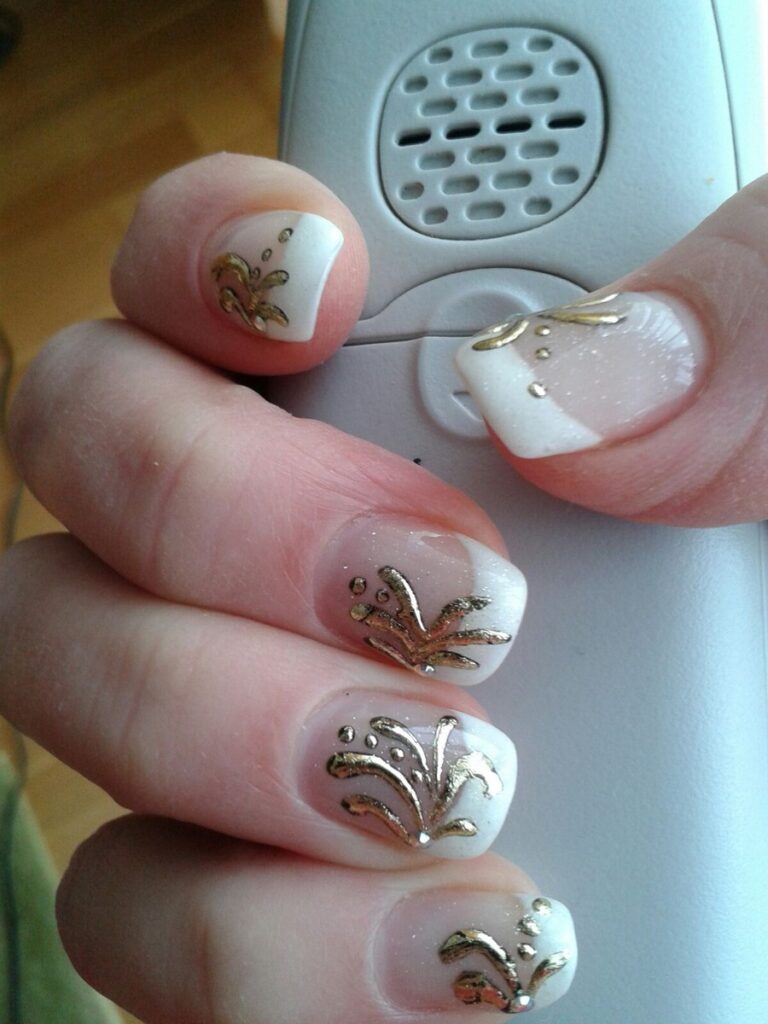 Nagelmodellage und Nageldesign – Beispiel 5 aus Ludmilas Kosmetikstudio in Biberach an der Riß