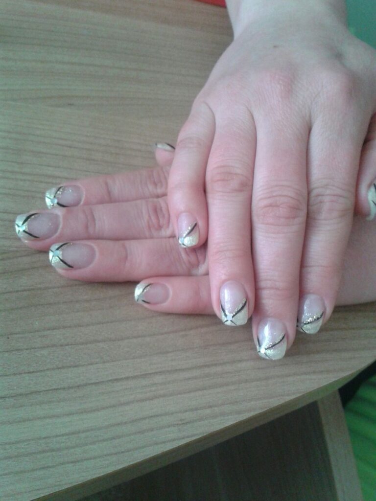 Nagelmodellage und Nageldesign – Beispiel 7 aus Ludmilas Kosmetikstudio in Biberach an der Riß